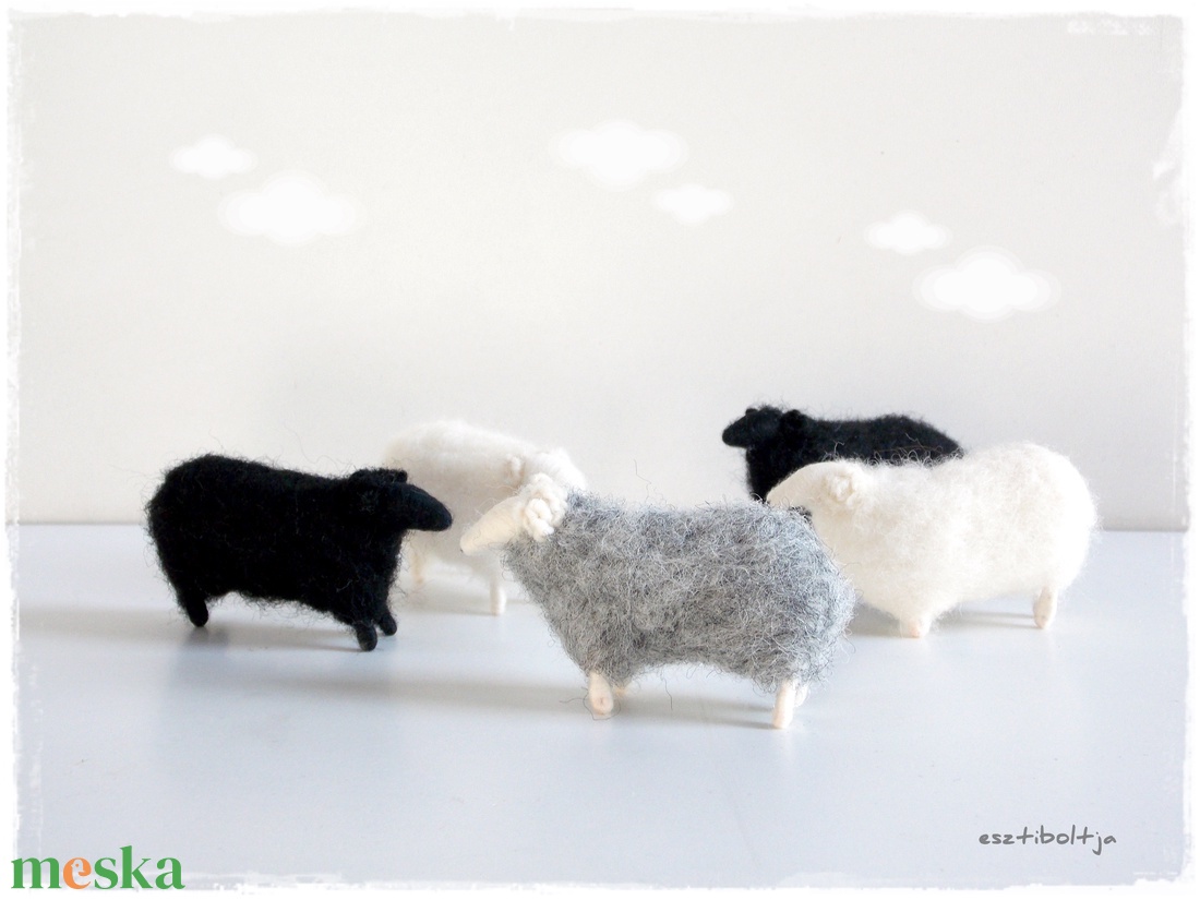 Mini Báránykák - tűnemezelt figura, dísz - otthon & életmód - dekoráció - dísztárgy - Meska.hu Mini Báránykák - tűnemezelt figura, dísz - otthon & életmód - dekoráció - dísztárgy - Meska.hu