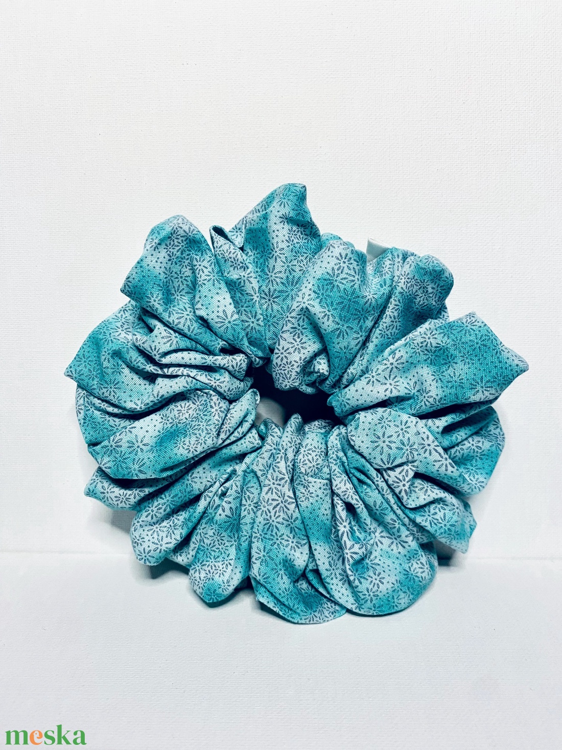 Apróvirágos XXL scrunchie - ruha & divat - hajdísz & hajcsat - hajgumi - Meska.hu Apróvirágos XXL scrunchie - ruha & divat - hajdísz & hajcsat - hajgumi - Meska.hu