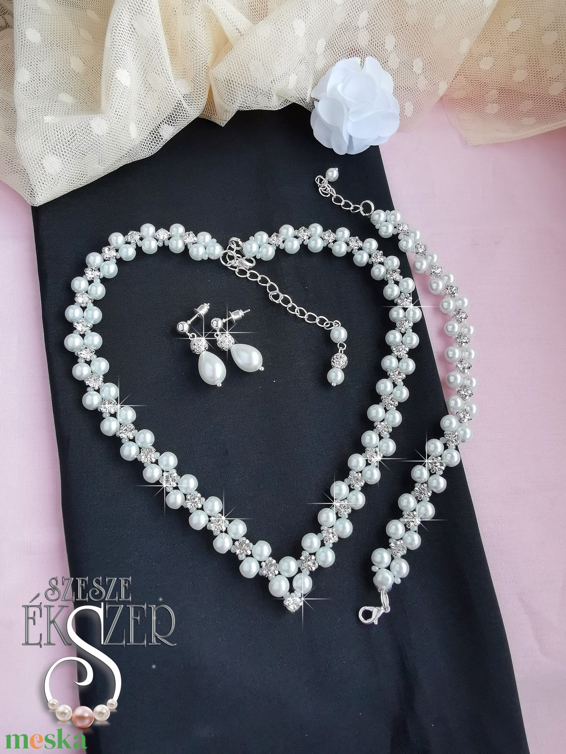 Strasszköves elegancia szett - esküvő - ékszer - ékszerszett - Meska.hu Strasszköves elegancia szett - esküvő - ékszer - ékszerszett - Meska.hu