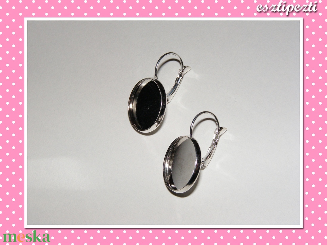 Francia kapcsos kör fülbevaló alap ezüst színű 32 mm x 18 mm - kellékek & szerszámok - gyöngyfűzés kellékek - egyéb alkatrész - Meska.hu Francia kapcsos kör fülbevaló alap ezüst színű 32 mm x 18 mm - kellékek & szerszámok - gyöngyfűzés kellékek - egyéb alkatrész - Meska.hu