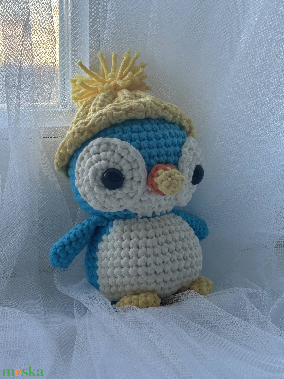 horgolt kék pingvin figura sapkával amigurumi - egyedi ajándék - játék & sport - plüssállat & játékfigura - más figura - Meska.hu