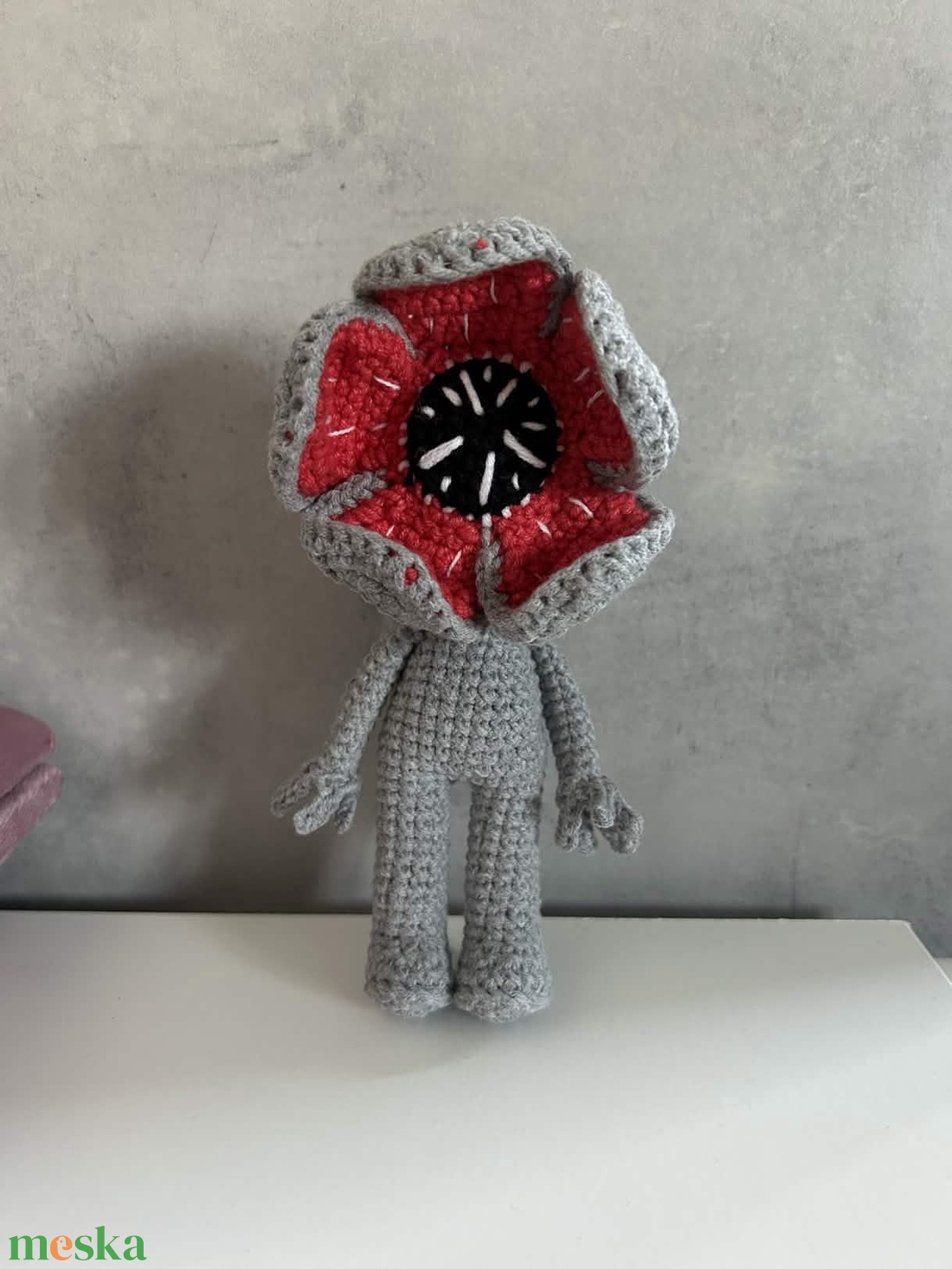 Kézműves Horgolt Demogorgon Figura � Stranger Things Inspired, 17 cm, Nyitható Virág, Handmade - játék & sport - plüssállat & játékfigura - más figura - Meska.hu