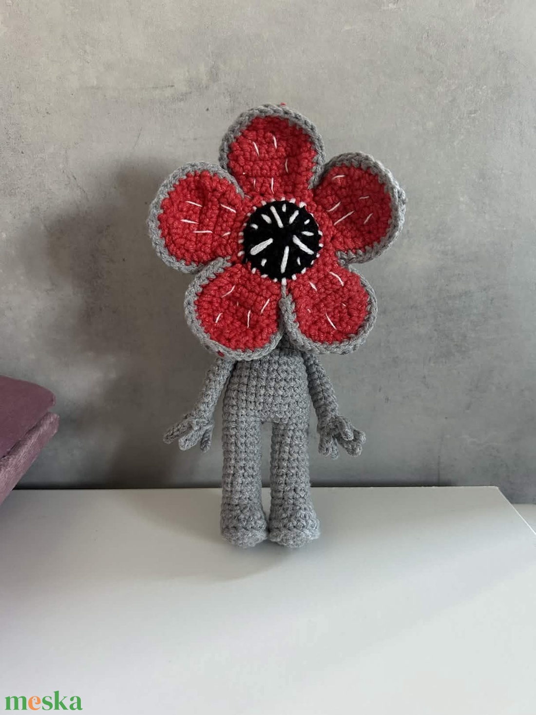 Kézműves Horgolt Demogorgon Figura � Stranger Things Inspired, 17 cm, Nyitható Virág, Handmade - játék & sport - plüssállat & játékfigura - más figura - Meska.hu
