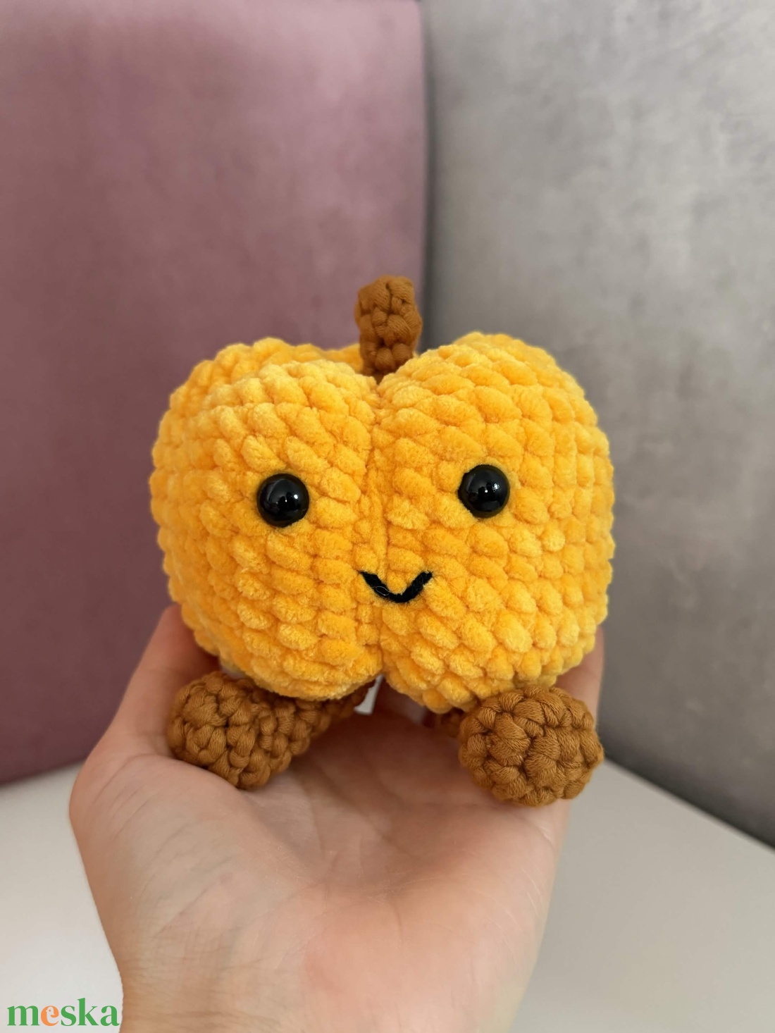 Horgolt Lábacskás Halloween tök - Jellycat Stílusú Cuki Tök Figura, Őszi és Halloween Dekoráció (Pumpkin Spice) - otthon & életmód - dekoráció - halloween - halloweeni figurák - Meska.hu