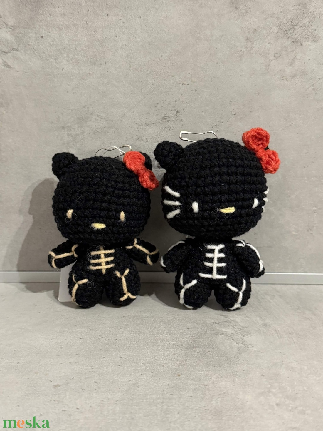 � Horgolt Csontváz Hello Kitty � Halloween / Gót Kollekció � - játék & sport - plüssállat & játékfigura - cica - Meska.hu