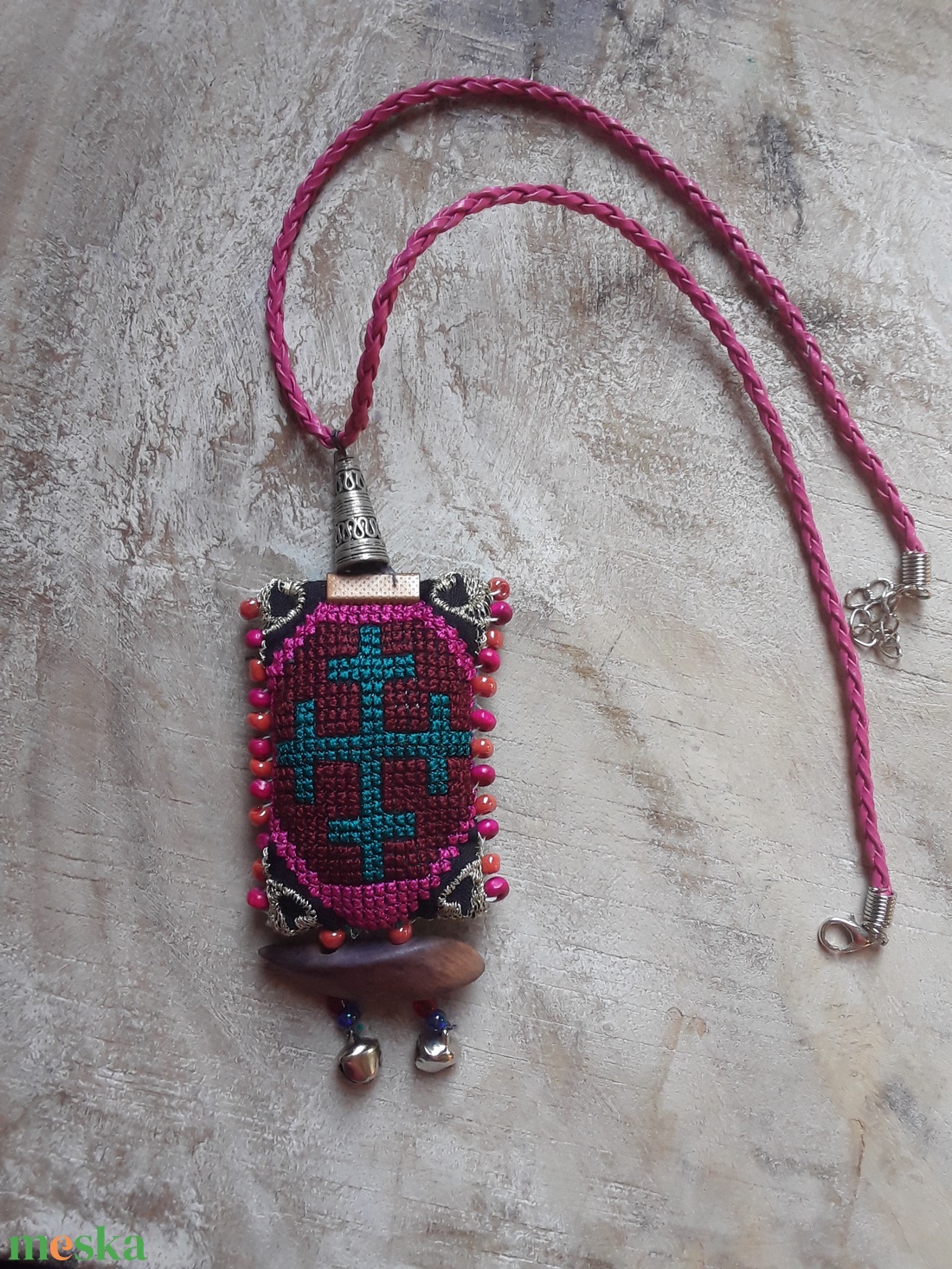 Amulett szegfűszeggel - otthon & lakás - lakástextil - párna & párnahuzat - Meska.hu Amulett szegfűszeggel - otthon & lakás - lakástextil - párna & párnahuzat - Meska.hu