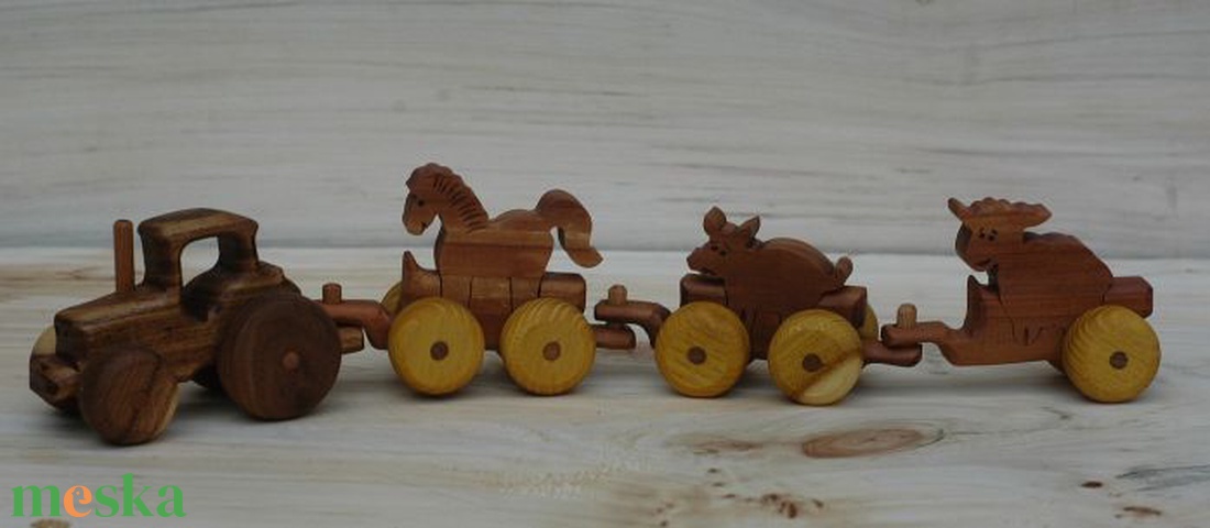 Fa verdák állatos pótkocsis traktor - játék & sport - húzó & tolójátékok - Meska.hu Fa verdák állatos pótkocsis traktor - játék & sport - húzó & tolójátékok - Meska.hu