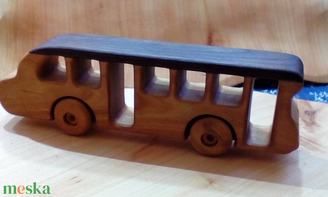 Fa verdák Faros retro Ikarus - játék & sport - húzó & tolójátékok - Meska.hu Fa verdák Faros retro Ikarus - játék & sport - húzó & tolójátékok - Meska.hu