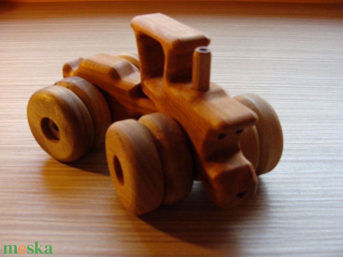 FaVerdák Rába-Steiger ikerkerekes nehéztraktor - játék & sport - húzó & tolójátékok - Meska.hu FaVerdák Rába-Steiger ikerkerekes nehéztraktor - játék & sport - húzó & tolójátékok - Meska.hu