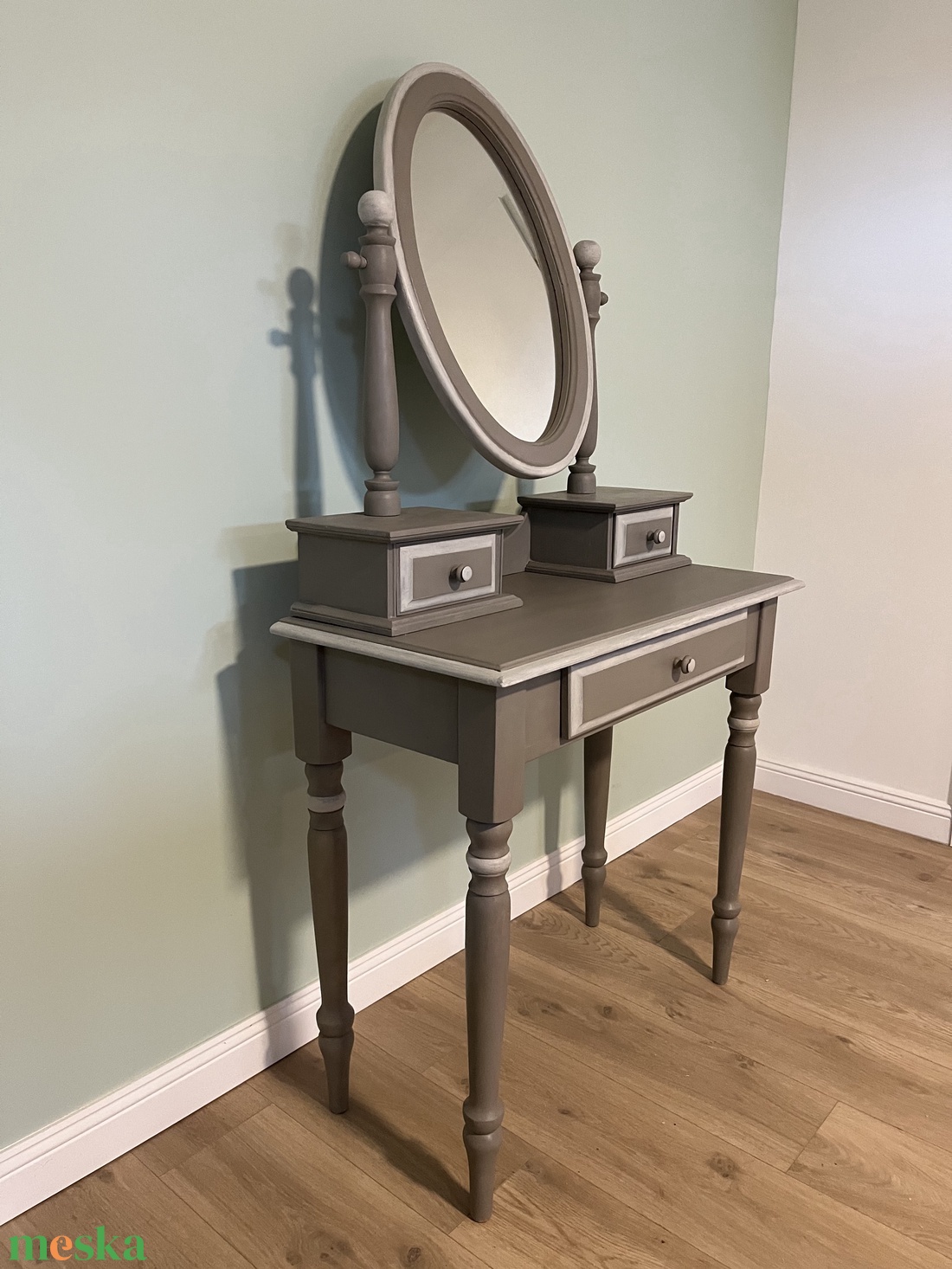 Vintage, tömör fenyő fésülködő asztal - otthon & életmód - bútor - asztal - Meska.hu