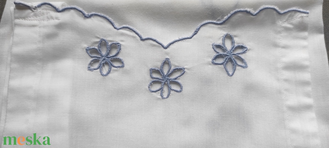 Hímzett kötény - otthon & életmód - konyhafelszerelés, tálalás - konyhai textil - kötény - Meska.hu