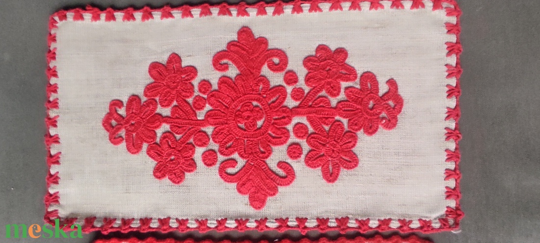 Kalotaszegi írásos hímzésű terítő (2 db) - otthon & életmód - dekoráció - asztal és polc dekoráció - asztaldísz - Meska.hu