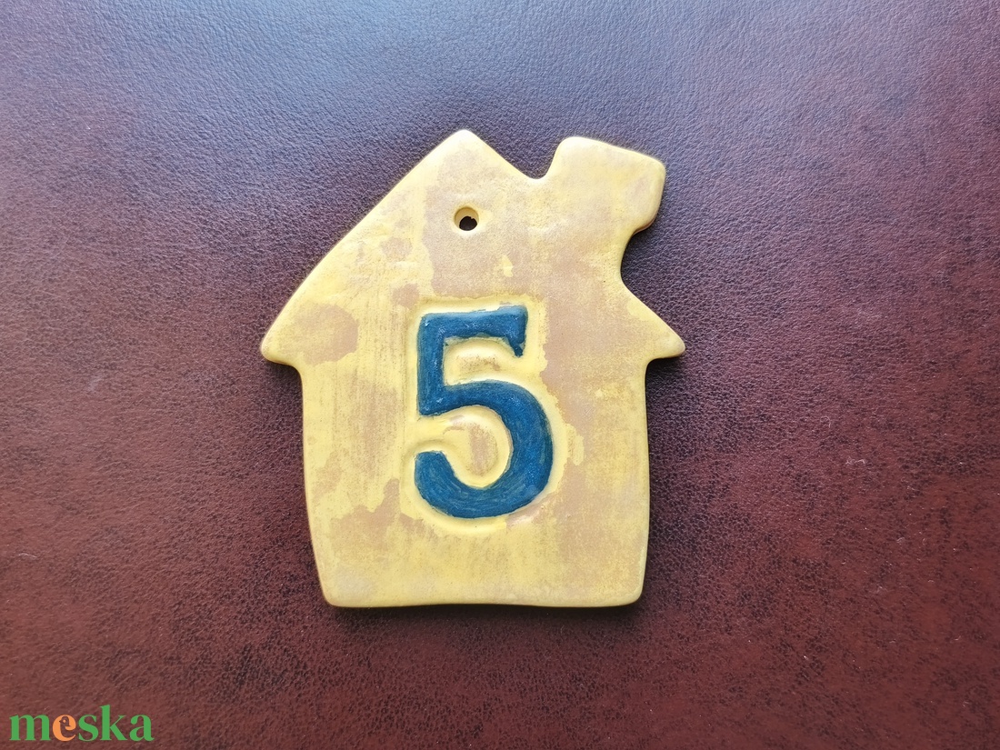 Házikó alakú házszámtábla - otthon & életmód - ház & kert - házszám - Meska.hu