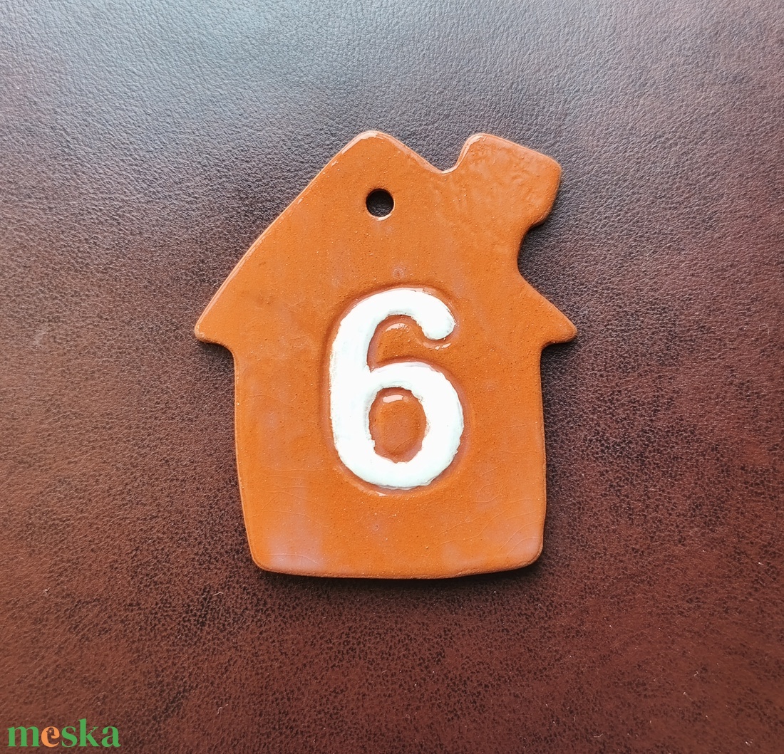 Házikó alakú házszámtábla - otthon & életmód - ház & kert - házszám - Meska.hu