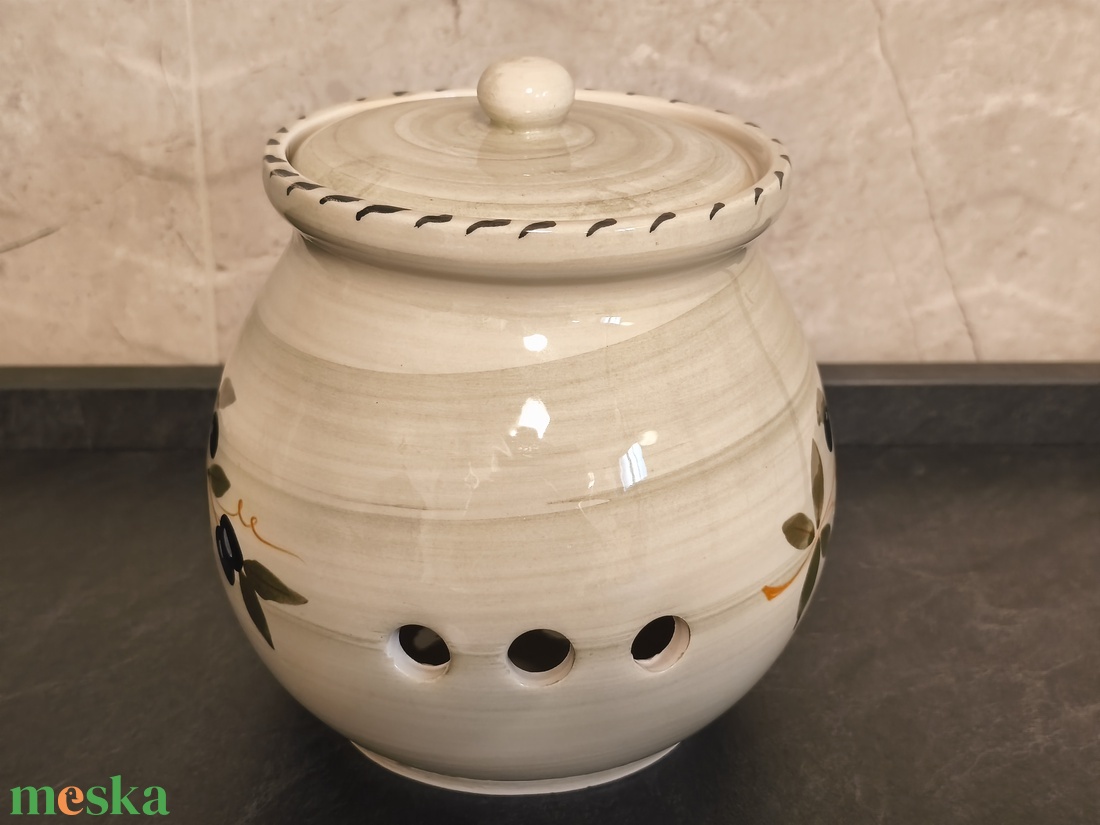 Porcelán hagyma tároló  - otthon & életmód - konyhafelszerelés, tálalás - konyhai dekoráció - konyhai dísz - Meska.hu