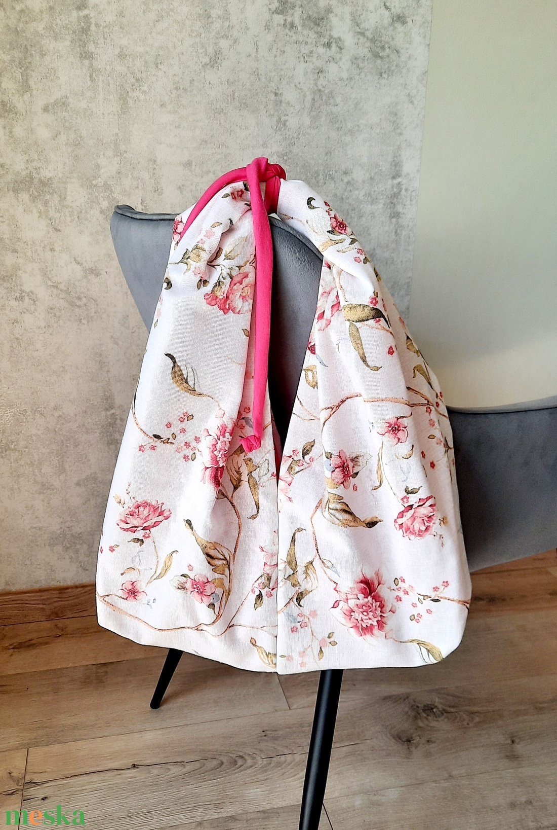 Divatos női textil táska virágos anyagból, magenta zsinórral - táska & tok - kézitáska & válltáska - kézitáska - Meska.hu
