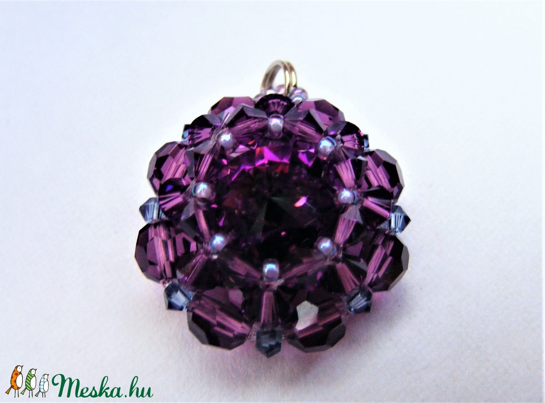 Lila medál -  - Meska.hu