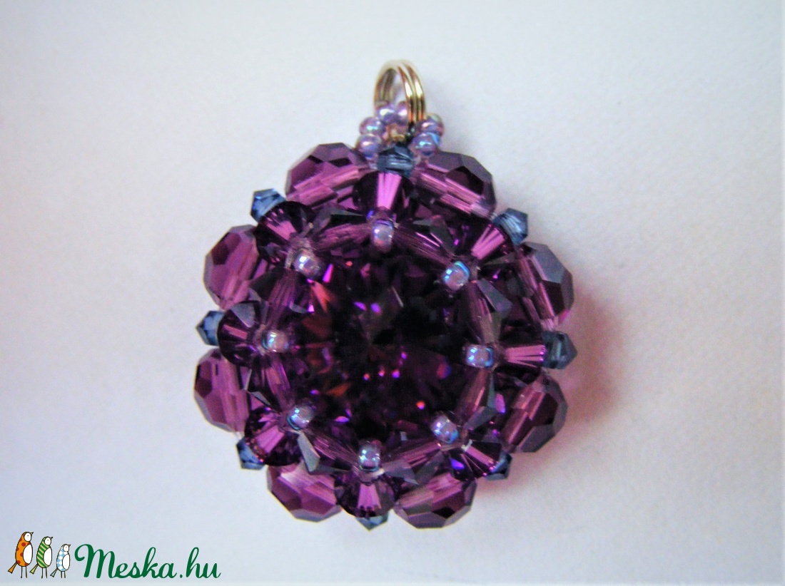 Lila medál -  - Meska.hu