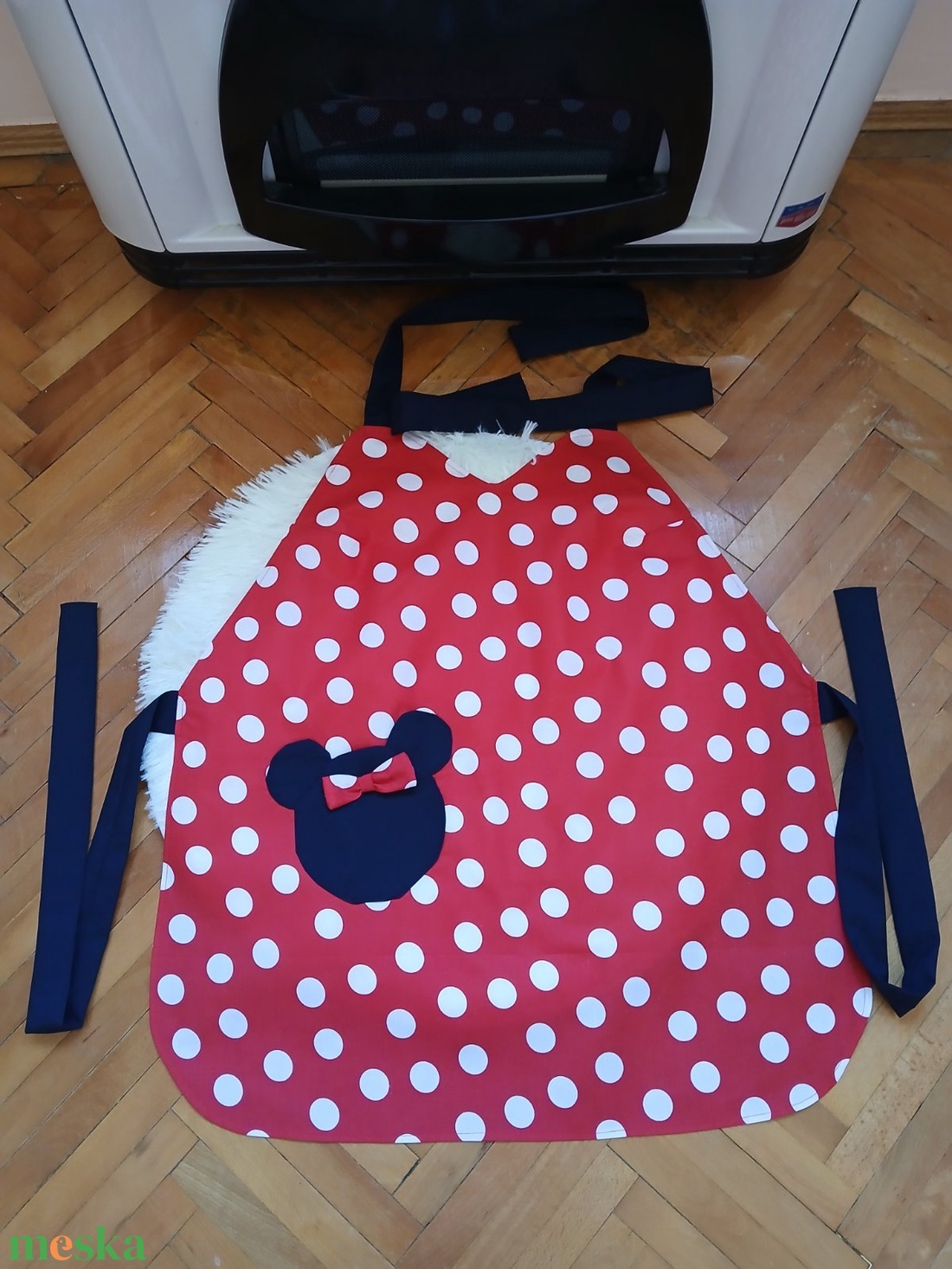 Pöttyös Minnie egér témájú felnőtt konyhai kötény - otthon & életmód - konyhafelszerelés, tálalás - konyhai textil - kötény - Meska.hu