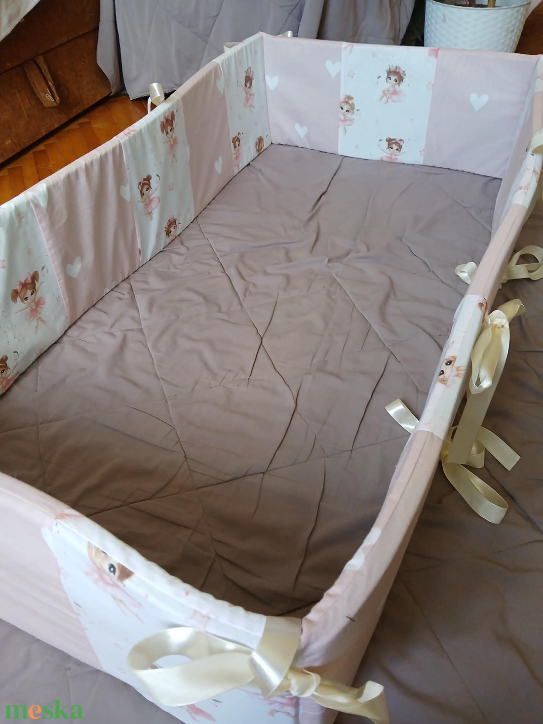 Balerinás ágyrácsvédő szivaccsal - baba - mama - baba ágynemű - rácsvédő & baldachin - Meska.hu
