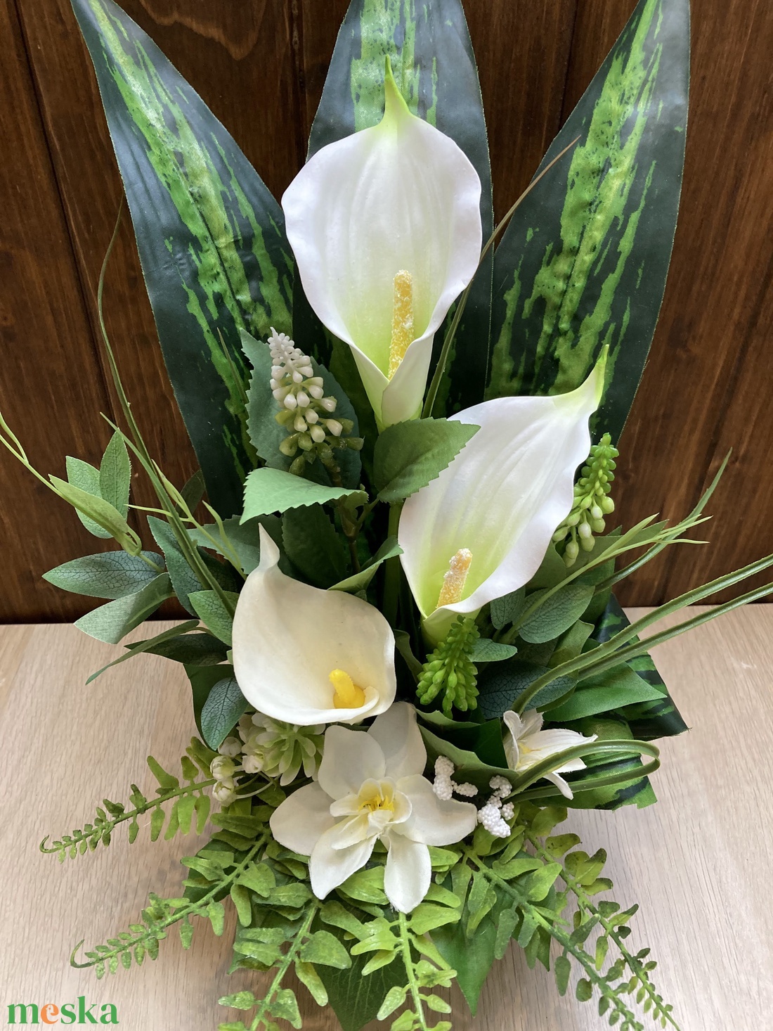 Krémfehér kála művirág kompozíció kaspóban elegáns zöld-fehér lakásdekoráció (45 cm magas) - otthon & életmód - dekoráció - asztal és polc dekoráció - asztaldísz - Meska.hu Krémfehér kála művirág kompozíció kaspóban elegáns zöld-fehér lakásdekoráció (45 cm magas) - otthon & életmód - dekoráció - asztal és polc dekoráció - asztaldísz - Meska.hu