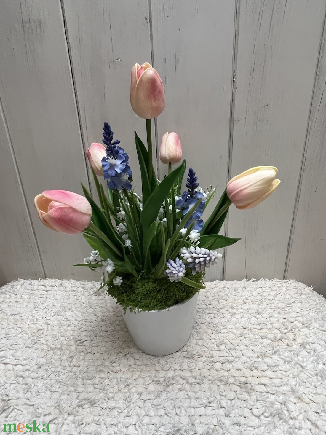 Tavaszi tulipános asztaldísz - otthon & életmód - dekoráció - asztal és polc dekoráció - asztaldísz - Meska.hu