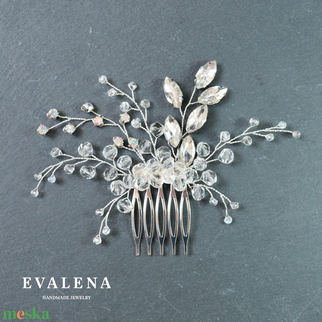 Menyasszonyi ezüst fésű kristályokkal - esküvő - hajdísz - fésűs hajdísz - Meska.hu