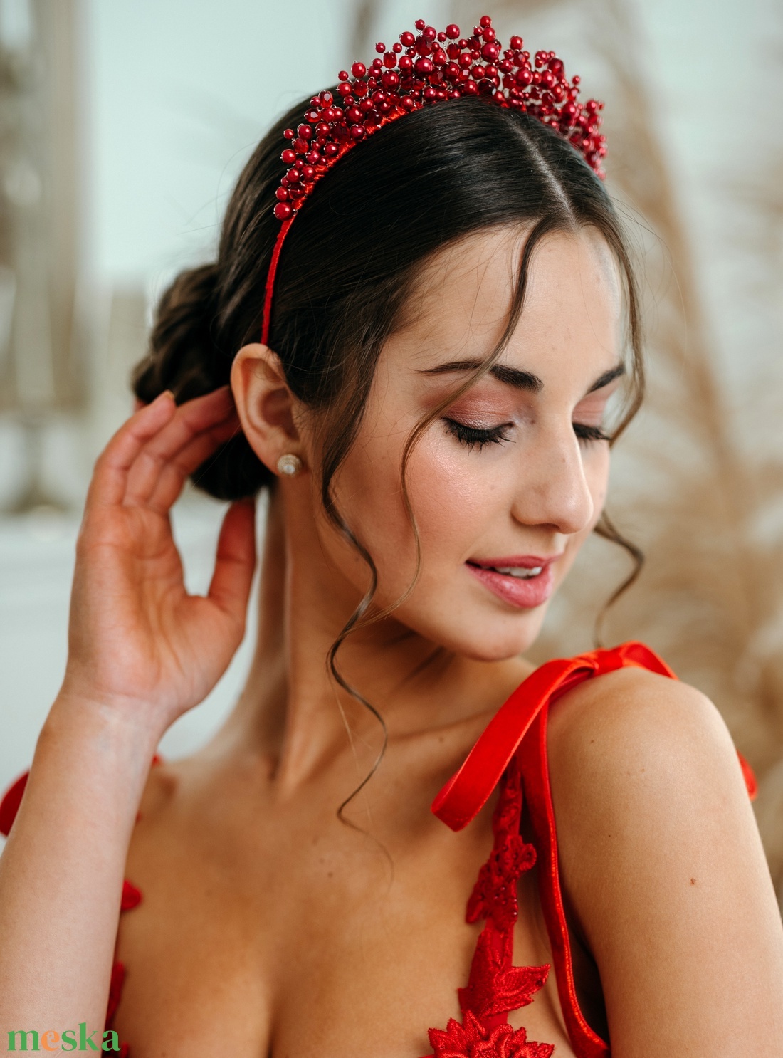 Piros gyöngyös menyecske fejdísz - esküvő - hajdísz - hajpánt - Meska.hu