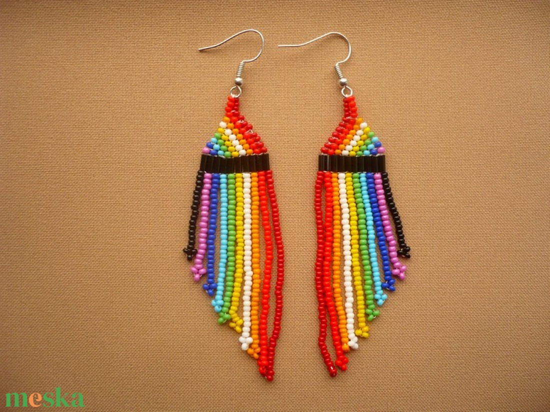 Szivárvány színű színes  gyöngy lógós, hosszú fülbevalók, ajándék - ékszer - fülbevaló - csillár fülbevaló - Meska.hu