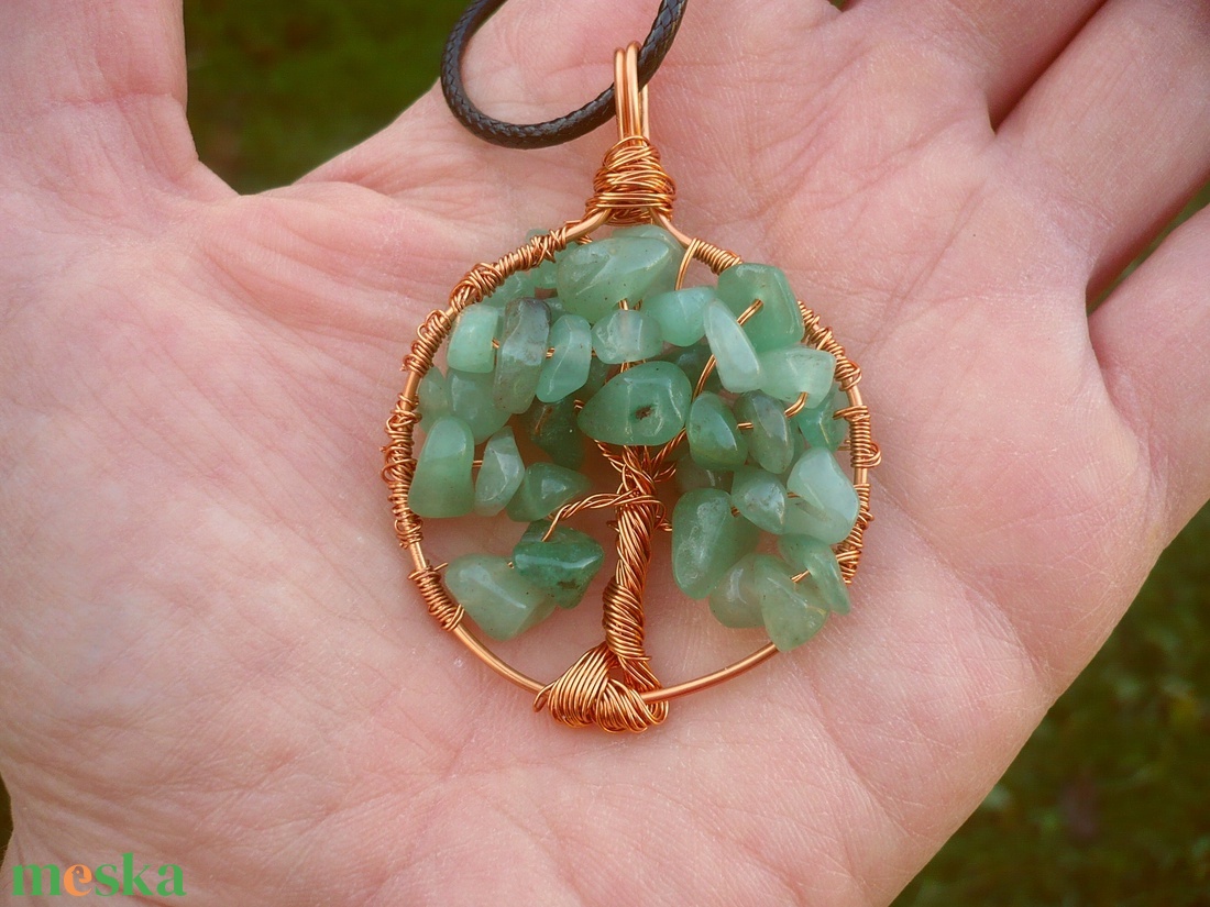 Életfa medálos nyaklánc aventurin ásvánnyal, csakra, féldrágakő ékszer, ajándék - ékszer - nyaklánc - medálos nyaklánc - Meska.hu