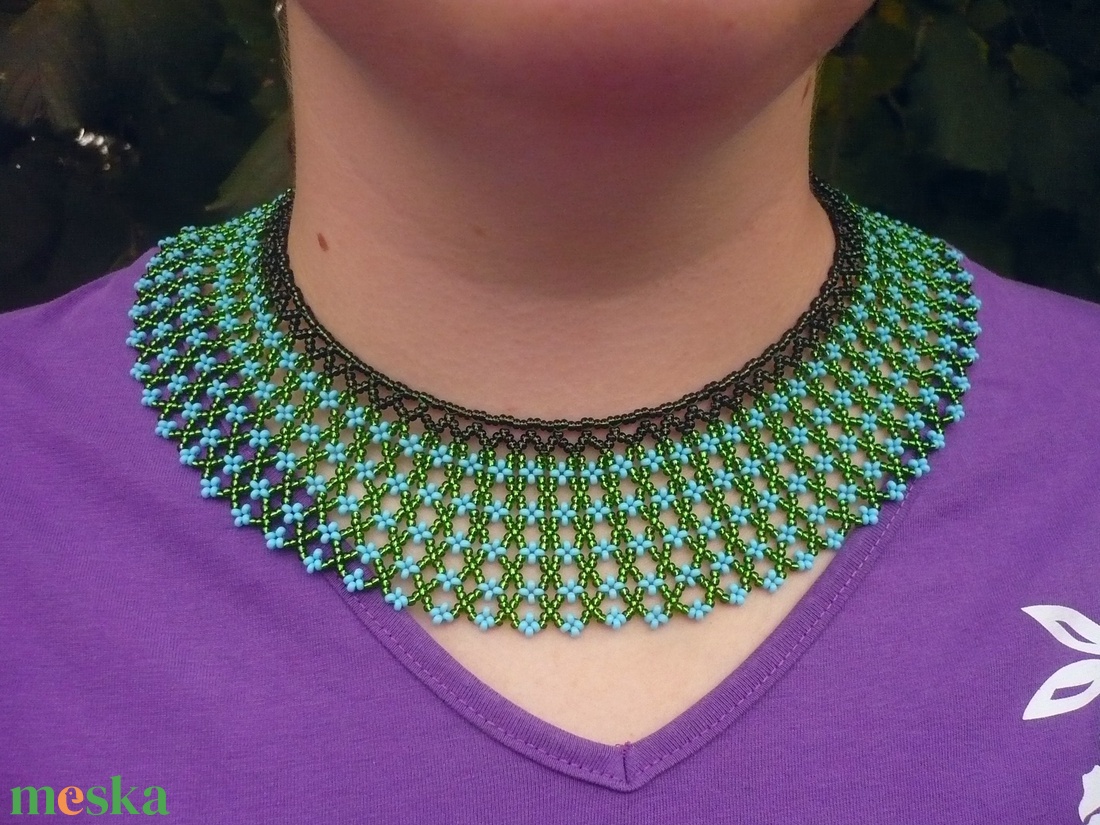 Kék-zöld gyöngy nyaklánc, gyöngygallér, ajándék - ékszer - nyaklánc - gyöngyös nyaklánc - Meska.hu