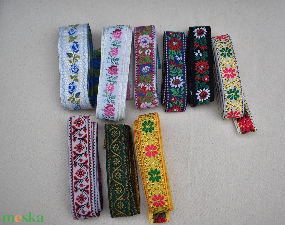 Népi hímzett szalagos gyöngyös hajpánt, hajráf - ruha & divat - hajdísz & hajcsat - hajráf & hajpánt - Meska.hu Népi hímzett szalagos gyöngyös hajpánt, hajráf - ruha & divat - hajdísz & hajcsat - hajráf & hajpánt - Meska.hu