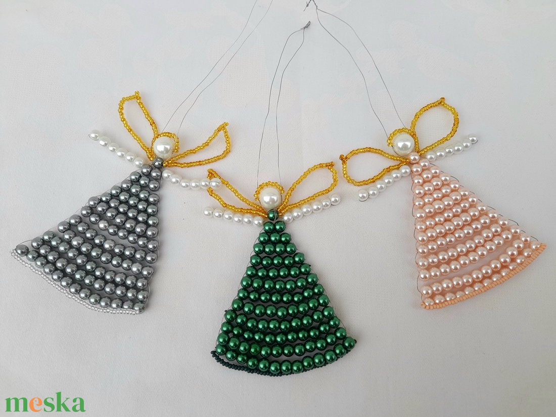 Karácsonyi nagy gyöngy angyalka karácsonyfadísz, egyedi ajándék - karácsony - karácsonyi lakásdekoráció - karácsonyfadíszek - Meska.hu