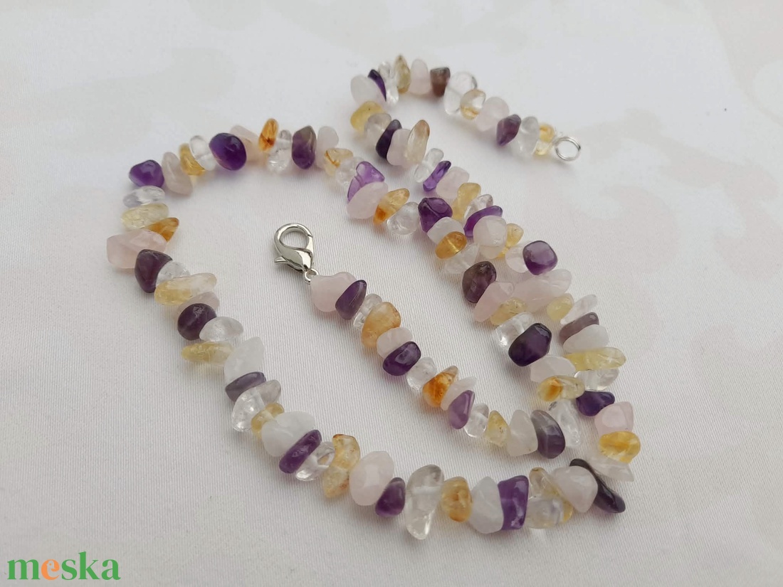 Négyféle ásványchipsből készült nyaklánc, ásványchips nyaklánc, ásványékszer, ajándék - ékszer - nyaklánc - gyöngyös nyaklánc - Meska.hu