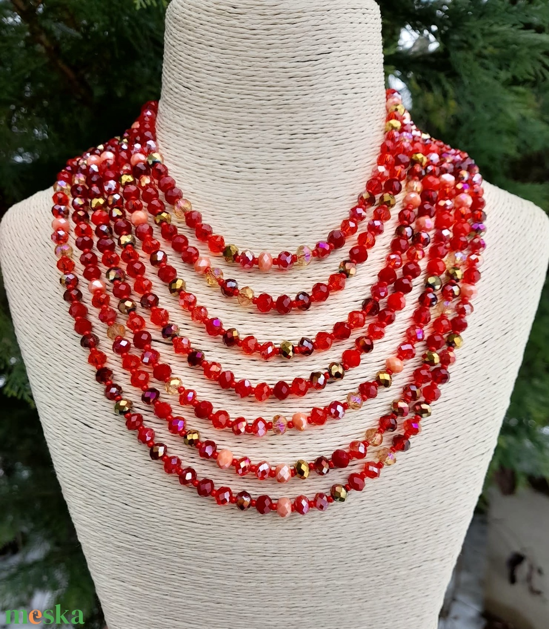Hétsoros, piros mix csiszolt üveggyöngy kaláris, néptánckellék, néptáncos kiegészítő, népi ékszer - ékszer - nyaklánc - gyöngyös nyaklánc - Meska.hu