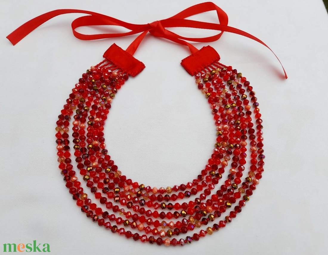Hétsoros, piros mix csiszolt üveggyöngy kaláris, néptánckellék, néptáncos kiegészítő, népi ékszer - ékszer - nyaklánc - gyöngyös nyaklánc - Meska.hu