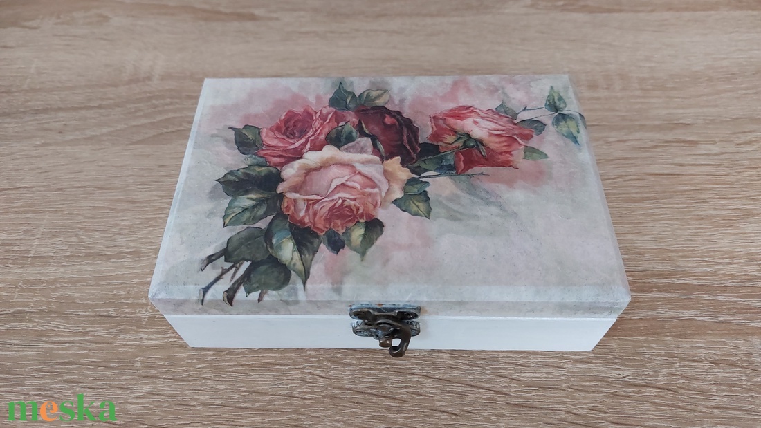 Rózsás doboz - esküvő - emlék & ajándék - doboz - Meska.hu