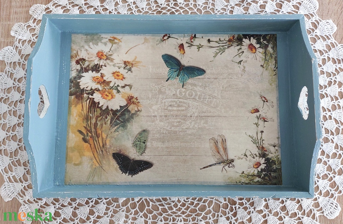 Margarétás-lepkés fatálca - otthon & életmód - konyhafelszerelés, tálalás - tálalás - tálca - Meska.hu