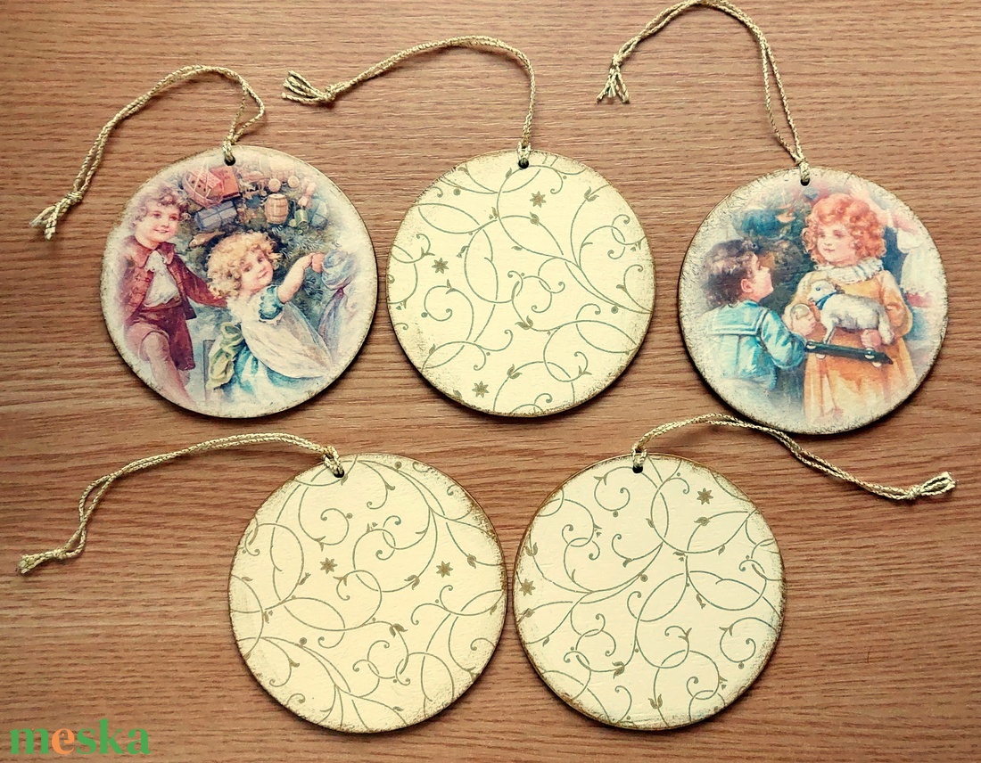 Karácsonyfadíszek - karácsony - karácsonyi lakásdekoráció - karácsonyfadíszek - Meska.hu