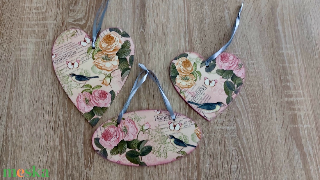 Romantikus rózsás-madaras ajtódísz - otthon & életmód - dekoráció - fali és függő dekoráció - függődísz - Meska.hu