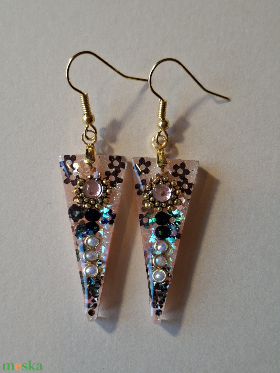 Extravagáns rózsaszín - fülbevaló - ékszer - fülbevaló - lógó fülbevaló - Meska.hu