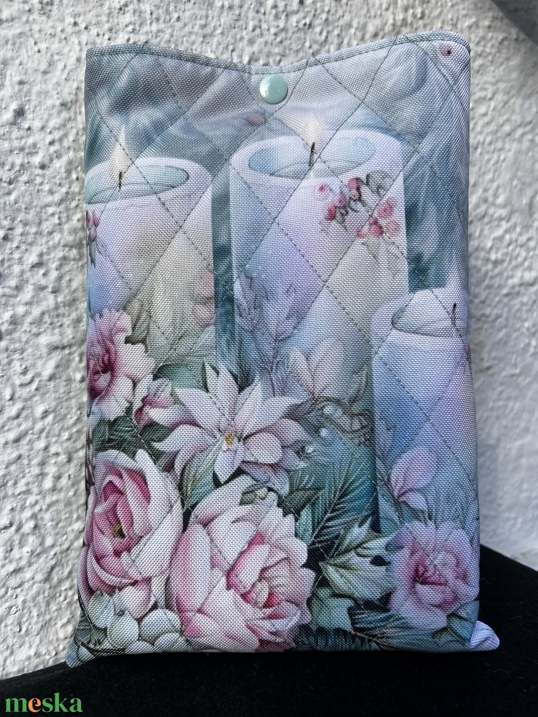 Különleges virágos-gyertyás mintás könyvtok vízálló anyagból - könyv & zene - könyvtok - Meska.hu