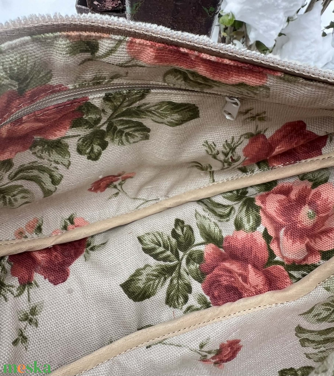 Divatos vastag kordbársonyból készült félhold alakú táska - táska & tok - kézitáska & válltáska - vállon átvethető táska - Meska.hu