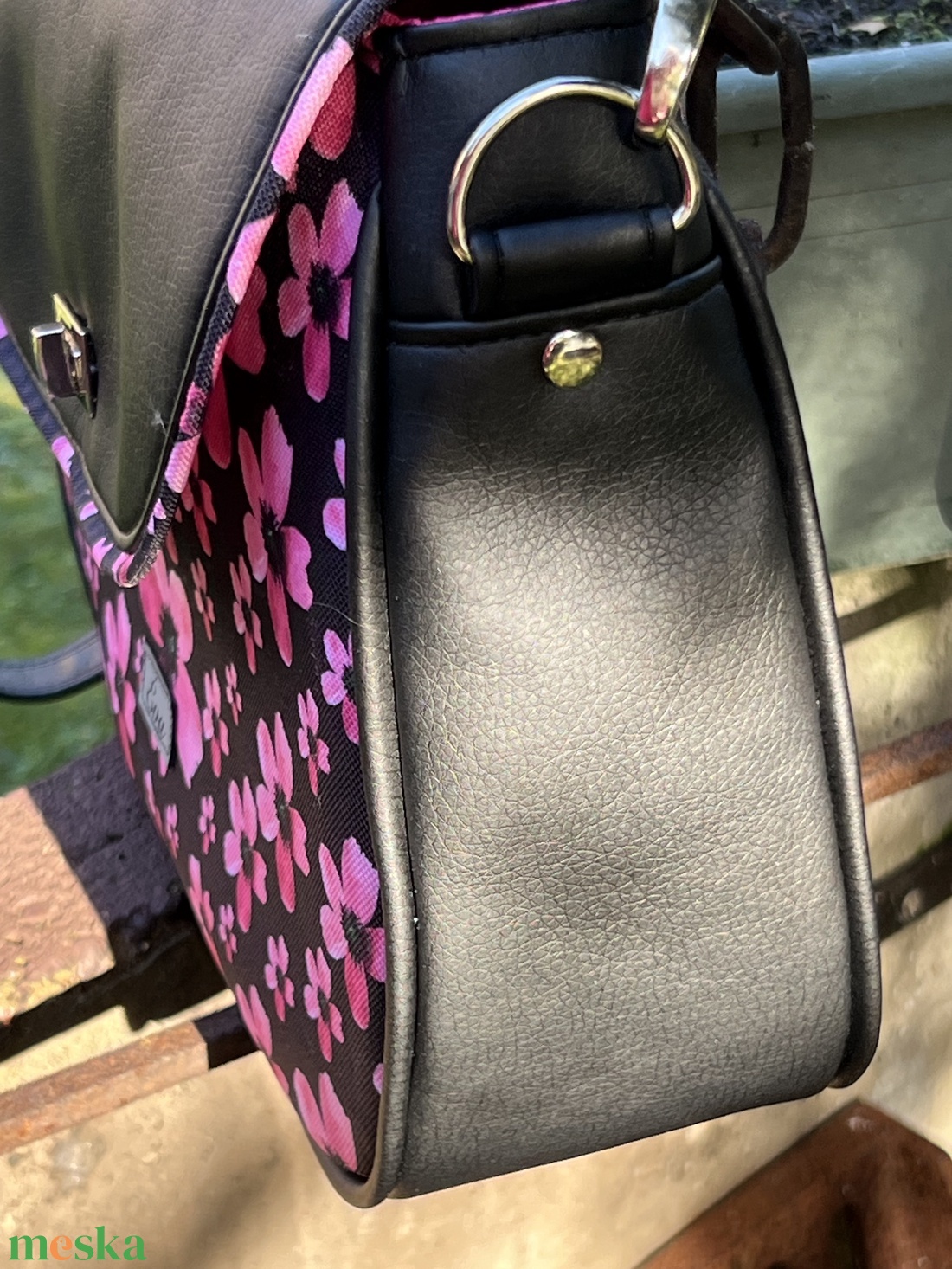 Sokzsebes válltáska - táska & tok - kézitáska & válltáska - válltáska - Meska.hu