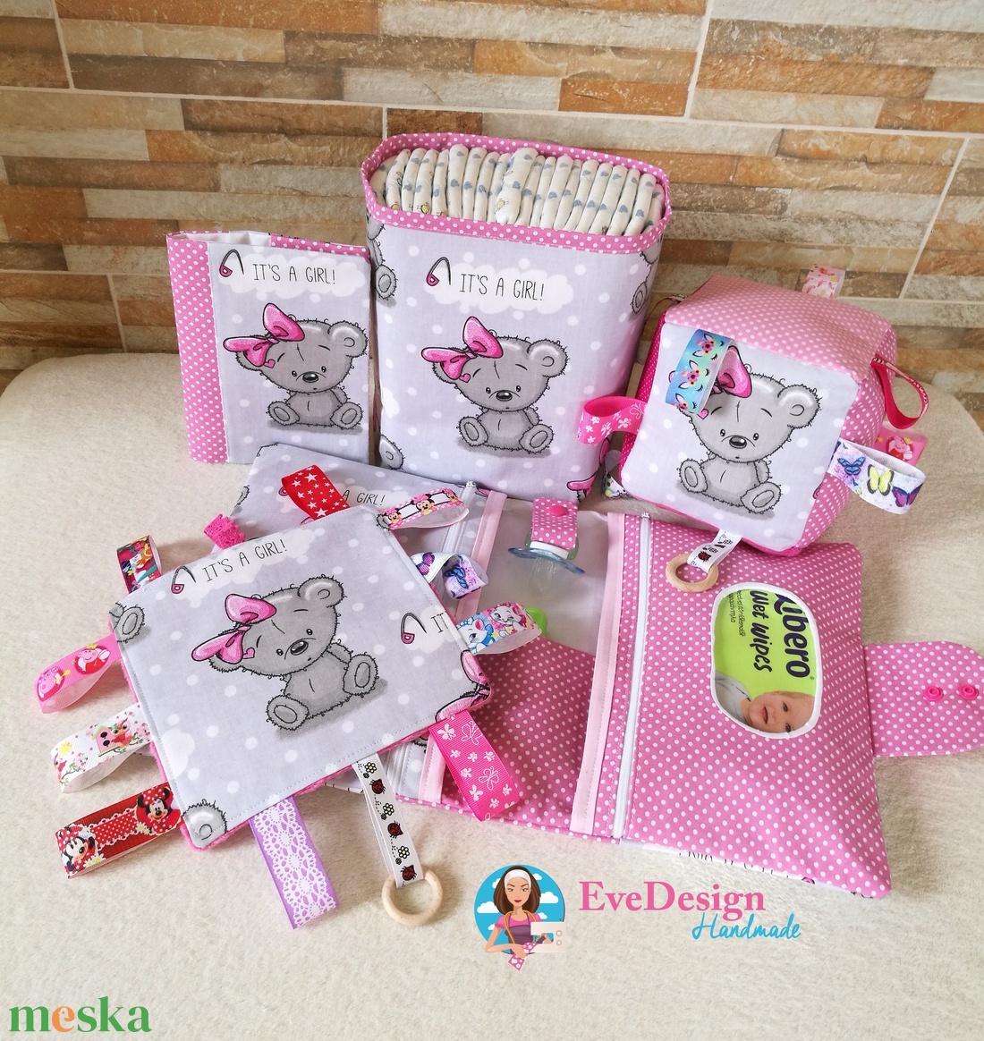 Babalátogató ajándék csomag névhímzéssel - otthon & életmód - babaszoba, gyerekszoba - baba ágynemű - Meska.hu