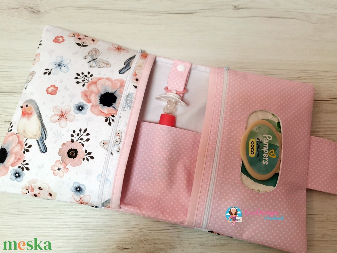 Pelenkatáska és Kiskönyv borító szett - játék & sport - babalátogató ajándékcsomag - Meska.hu Pelenkatáska és Kiskönyv borító szett - játék & sport - babalátogató ajándékcsomag - Meska.hu