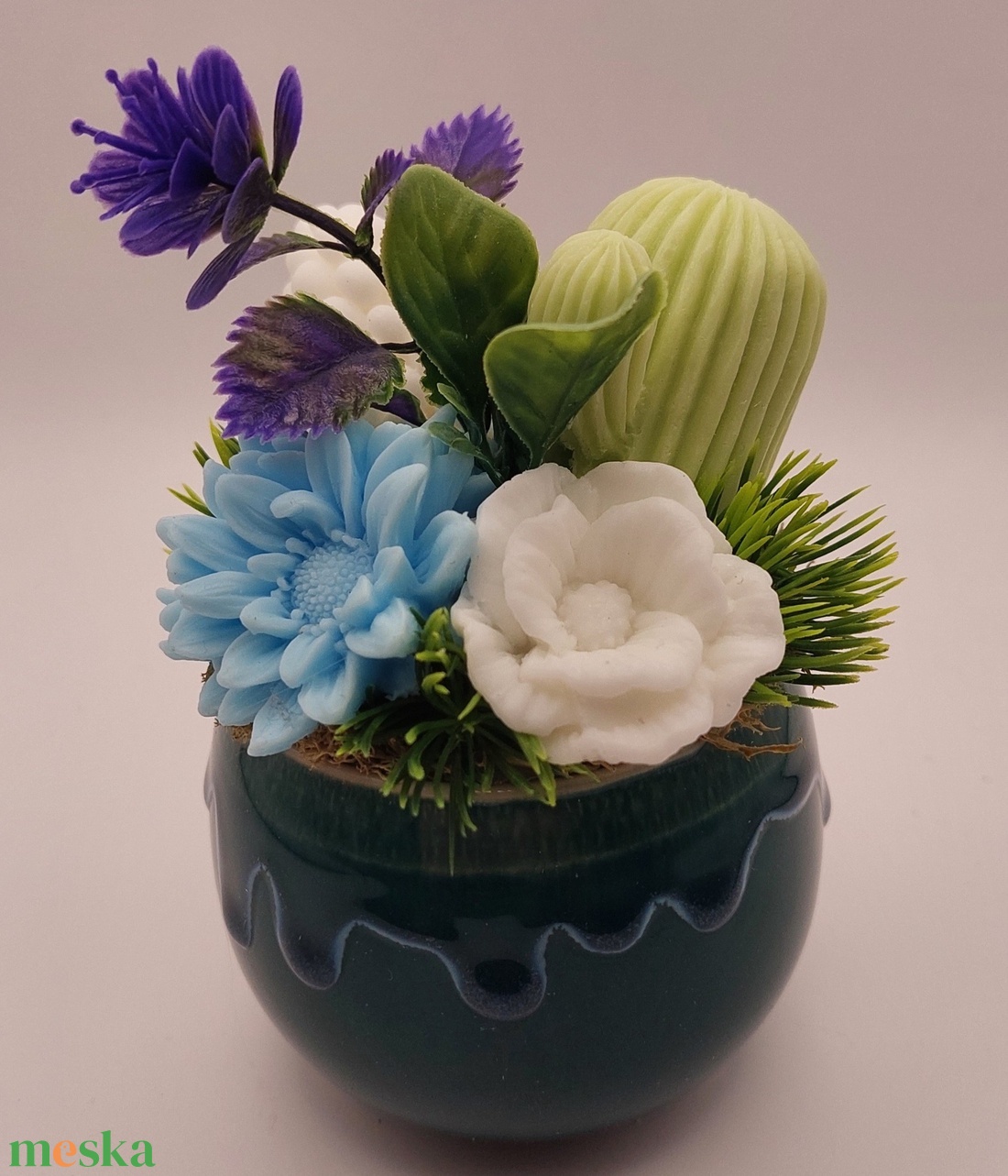 Szappanvirágok sötétzöld kaspóban - otthon & életmód - dekoráció - virágdísz és tartó - virágbox, virágdoboz - Meska.hu