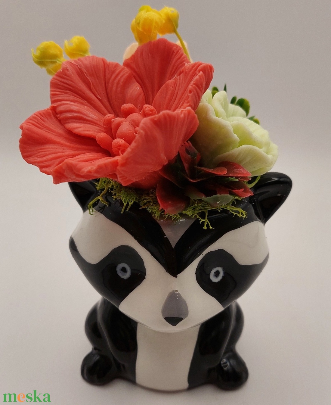 Borz formájú kaspó szappanvirágokkal - otthon & életmód - dekoráció - virágdísz és tartó - csokor & virágdísz - Meska.hu