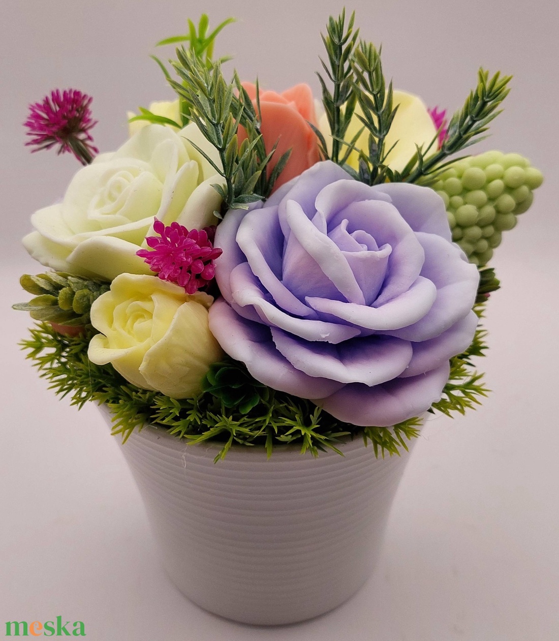 Tavaszias virágok fehér kaspóban - otthon & életmód - dekoráció - Meska.hu