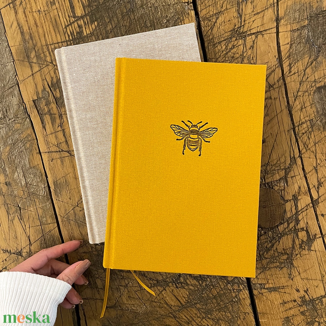 Prégelt méhecske - A5 - notesz, napló, tervező, jegyzetfüzet, rajzfüzet, utazási napló - otthon & életmód - papír, írószer - jegyzetfüzet & napló - Meska.hu